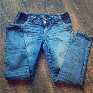 Maternity skinny jeans